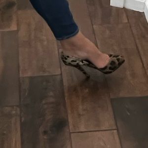 SZ 41 Dolce and Gabbana leopard denim spiked heel w 1/2 inch hidden toe platform